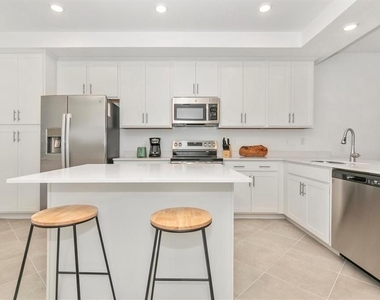 12320 Wellen Golf Street - Photo Thumbnail 6