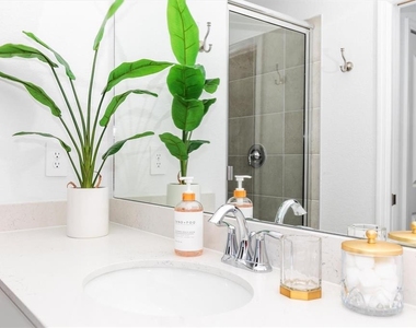 12320 Wellen Golf Street - Photo Thumbnail 81