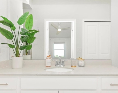 12320 Wellen Golf Street - Photo Thumbnail 80