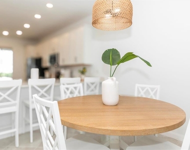 12320 Wellen Golf Street - Photo Thumbnail 13