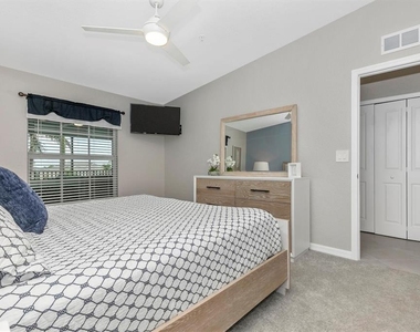 12550 Galapagos Street - Photo Thumbnail 27