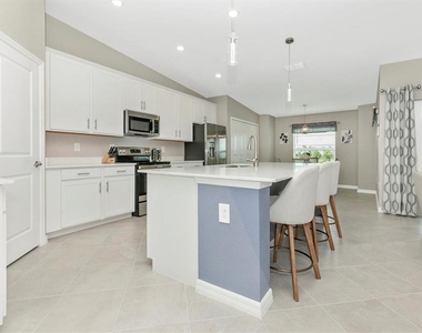 12550 Galapagos Street - Photo Thumbnail 8