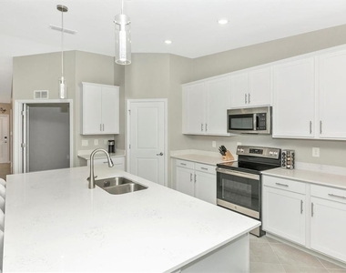 12550 Galapagos Street - Photo Thumbnail 13