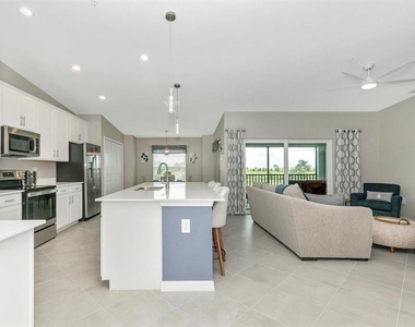 12550 Galapagos Street - Photo Thumbnail 7