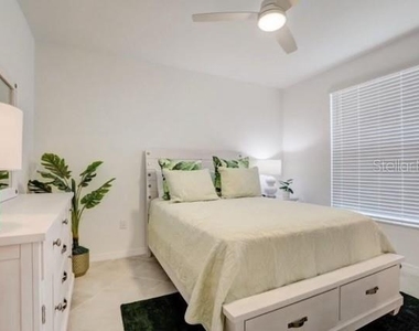 12390 Wellen Golf Street - Photo Thumbnail 8