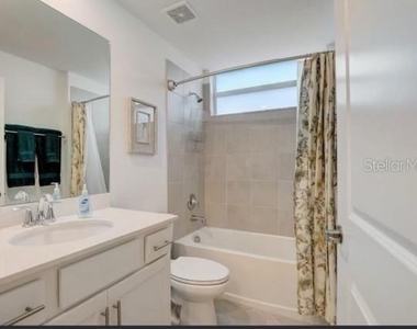 12390 Wellen Golf Street - Photo Thumbnail 9