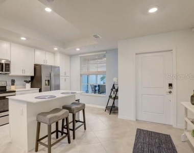 12390 Wellen Golf Street - Photo Thumbnail 4
