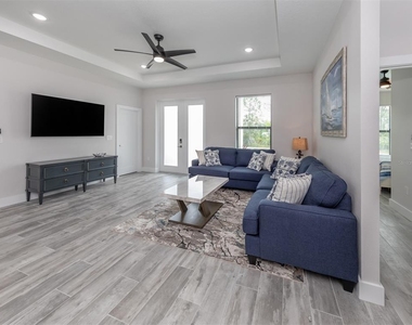17566 De Miranda Avenue - Photo Thumbnail 4