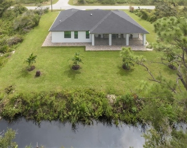 17566 De Miranda Avenue - Photo Thumbnail 34