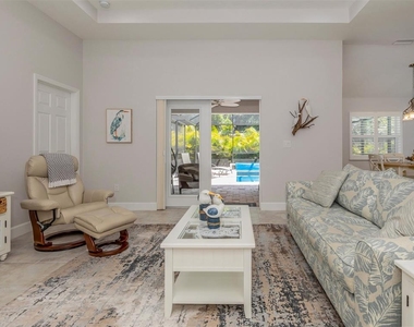 236 Holly Road - Photo Thumbnail 6