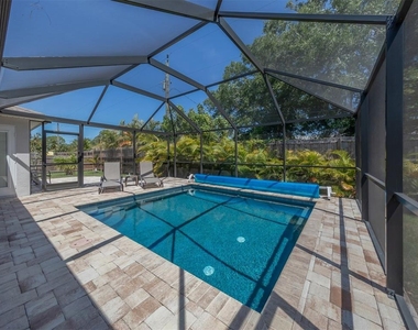 236 Holly Road - Photo Thumbnail 34