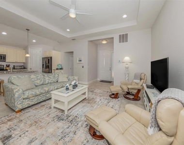 236 Holly Road - Photo Thumbnail 12