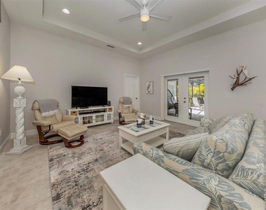 236 Holly Road - Photo Thumbnail 9