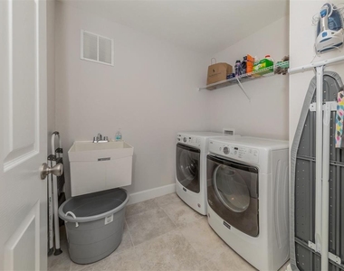 236 Holly Road - Photo Thumbnail 28