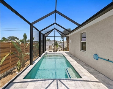 1190 Euclid Road - Photo Thumbnail 10