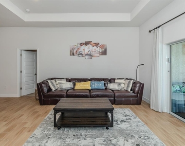 1190 Euclid Road - Photo Thumbnail 19