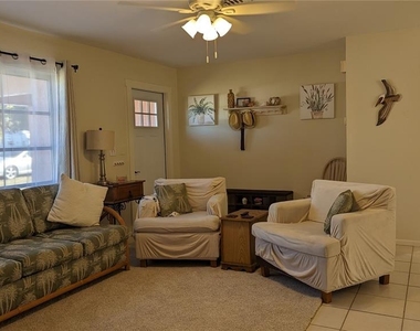 617 Indiana Avenue - Photo Thumbnail 8