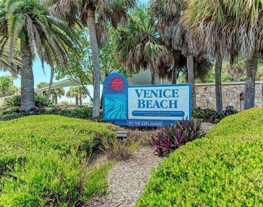 796 Bird Bay Way - Photo Thumbnail 28