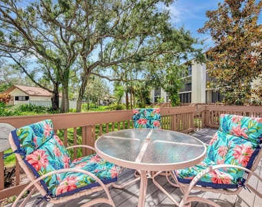 796 Bird Bay Way - Photo Thumbnail 10