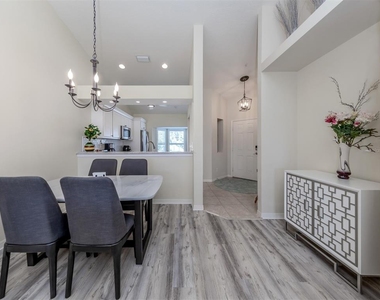 901 Addington Court - Photo Thumbnail 14
