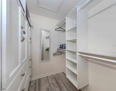 901 Addington Court - Photo Thumbnail 25