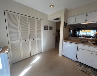 338 Cerromar Way N - Photo Thumbnail 21