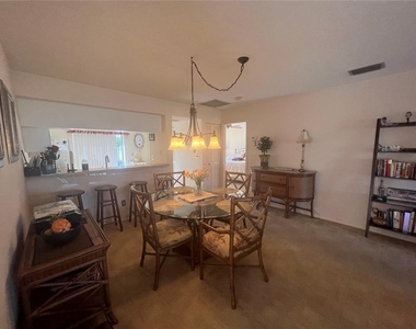 338 Cerromar Way N - Photo Thumbnail 6