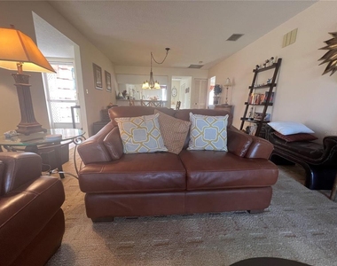 338 Cerromar Way N - Photo Thumbnail 11