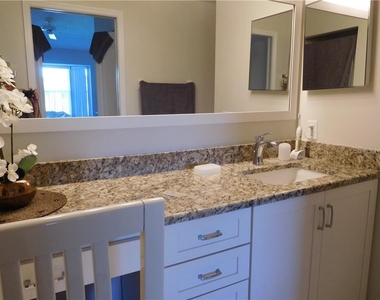 9480 High Gate Drive - Photo Thumbnail 8