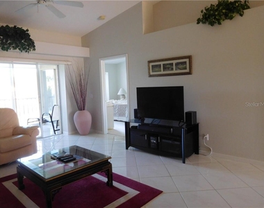 9480 High Gate Drive - Photo Thumbnail 5