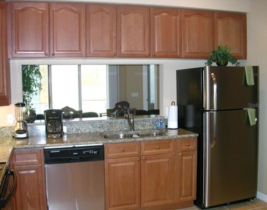 10313 Hebblewhite Court - Photo Thumbnail 20