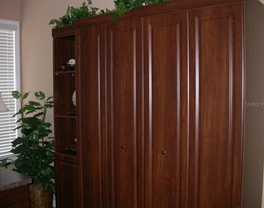 10313 Hebblewhite Court - Photo Thumbnail 17