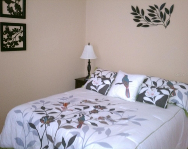 10313 Hebblewhite Court - Photo Thumbnail 13