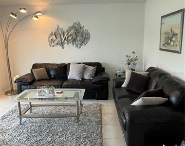 1332 Capri Isles Boulevard - Photo Thumbnail 7