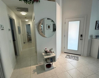 1332 Capri Isles Boulevard - Photo Thumbnail 4
