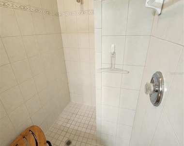 400 Ravinia Circle - Photo Thumbnail 24