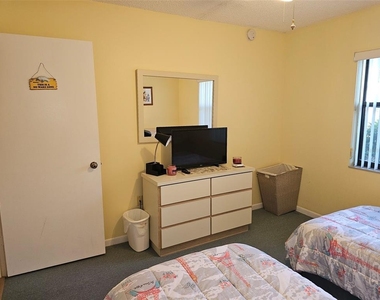 4655 W 46th Street Court - Photo Thumbnail 23