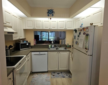 4655 W 46th Street Court - Photo Thumbnail 7