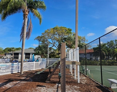 4655 W 46th Street Court - Photo Thumbnail 50