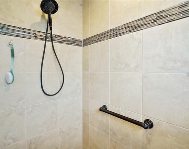 3225 Wise Way - Photo Thumbnail 5