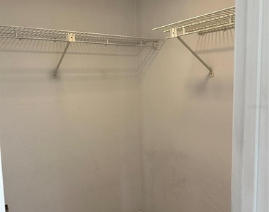 4600 E Moody Boulevard - Photo Thumbnail 12