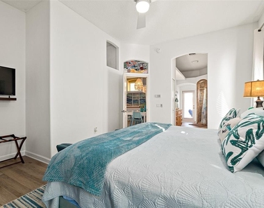 42 Moody Drive - Photo Thumbnail 17