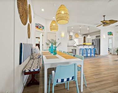 42 Moody Drive - Photo Thumbnail 8