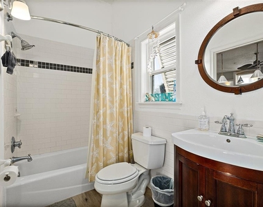 42 Moody Drive - Photo Thumbnail 31