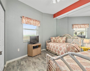 104 Surfview Drive - Photo Thumbnail 32