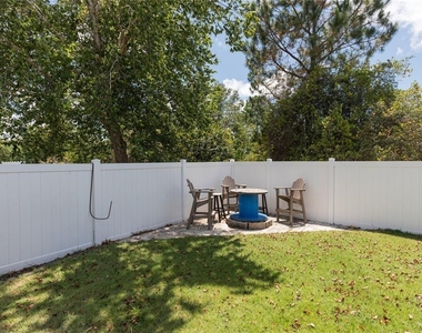 7 Lancaster Lane - Photo Thumbnail 46