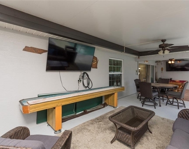 7 Lancaster Lane - Photo Thumbnail 40
