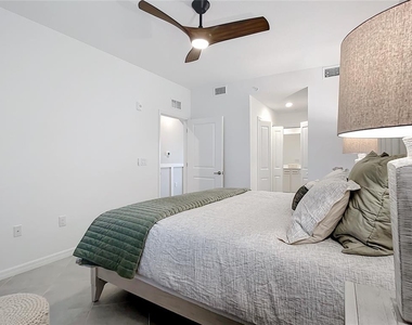 12470 Wellen Golf Street - Photo Thumbnail 31