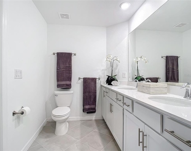 12470 Wellen Golf Street - Photo Thumbnail 37
