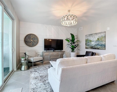 12470 Wellen Golf Street - Photo Thumbnail 21